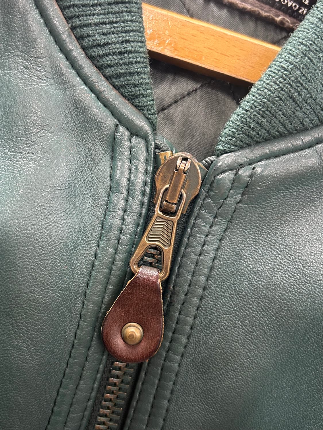 조르지오 아르마니 레더 블루종 상품이미지2