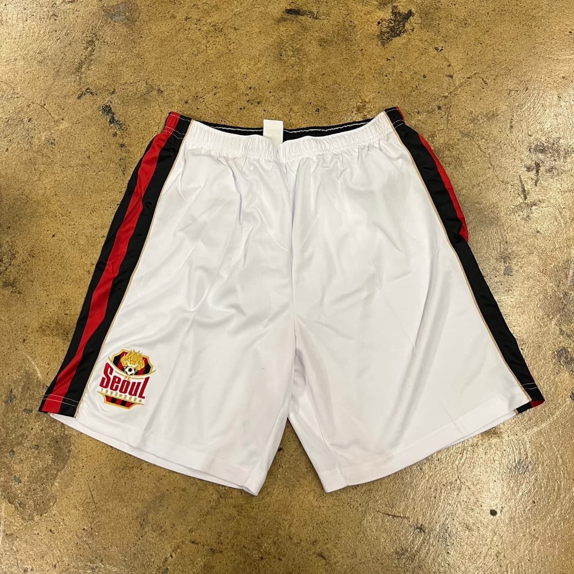 [정품/2XL] 르꼬끄 화이트 축구 반바지 레드 블랙 라인 b17 상품이미지2
