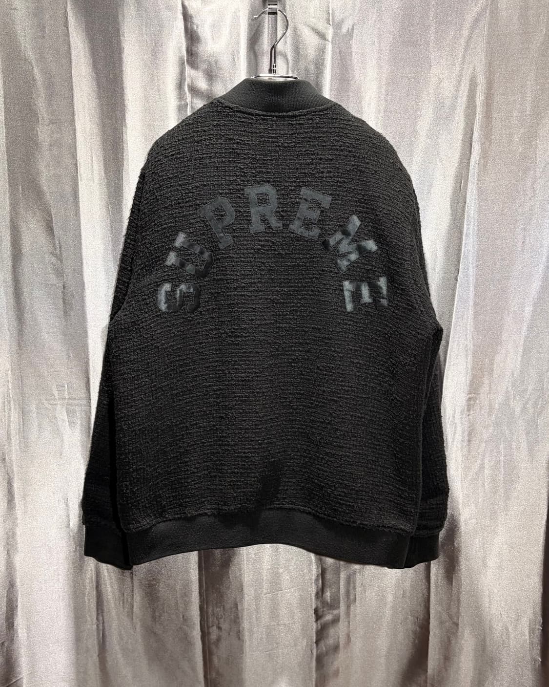 L SUPREME 슈프림 아치로고 헤어리 부클 블랙 블루종 상품이미지3