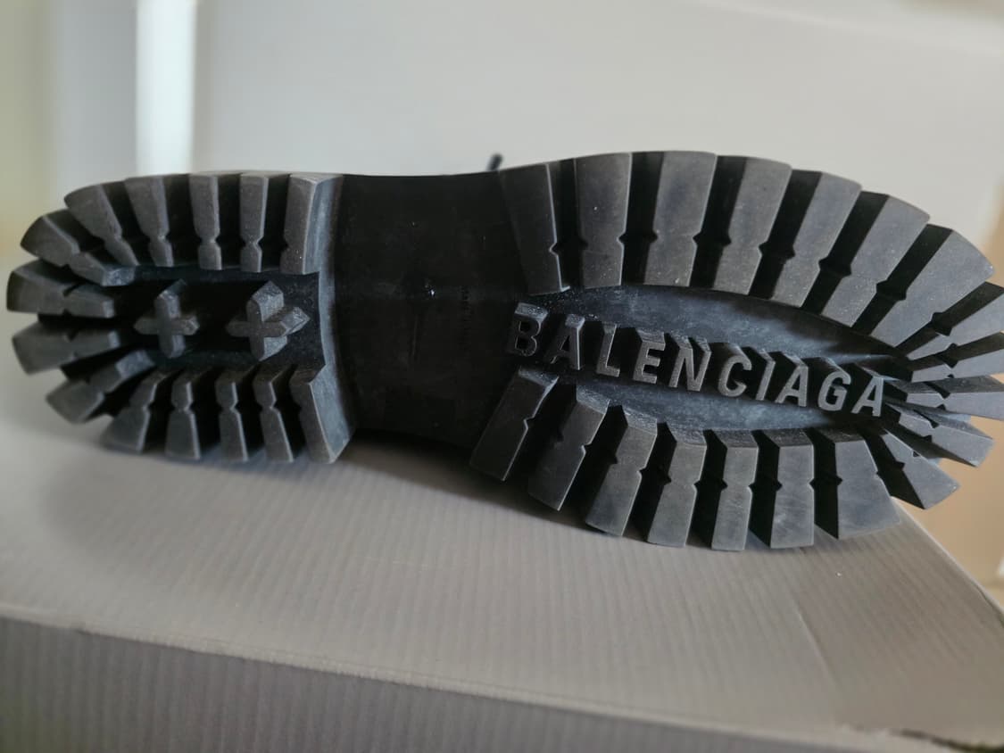 발렌시아가 컴뱃 스트라이크 상품이미지4