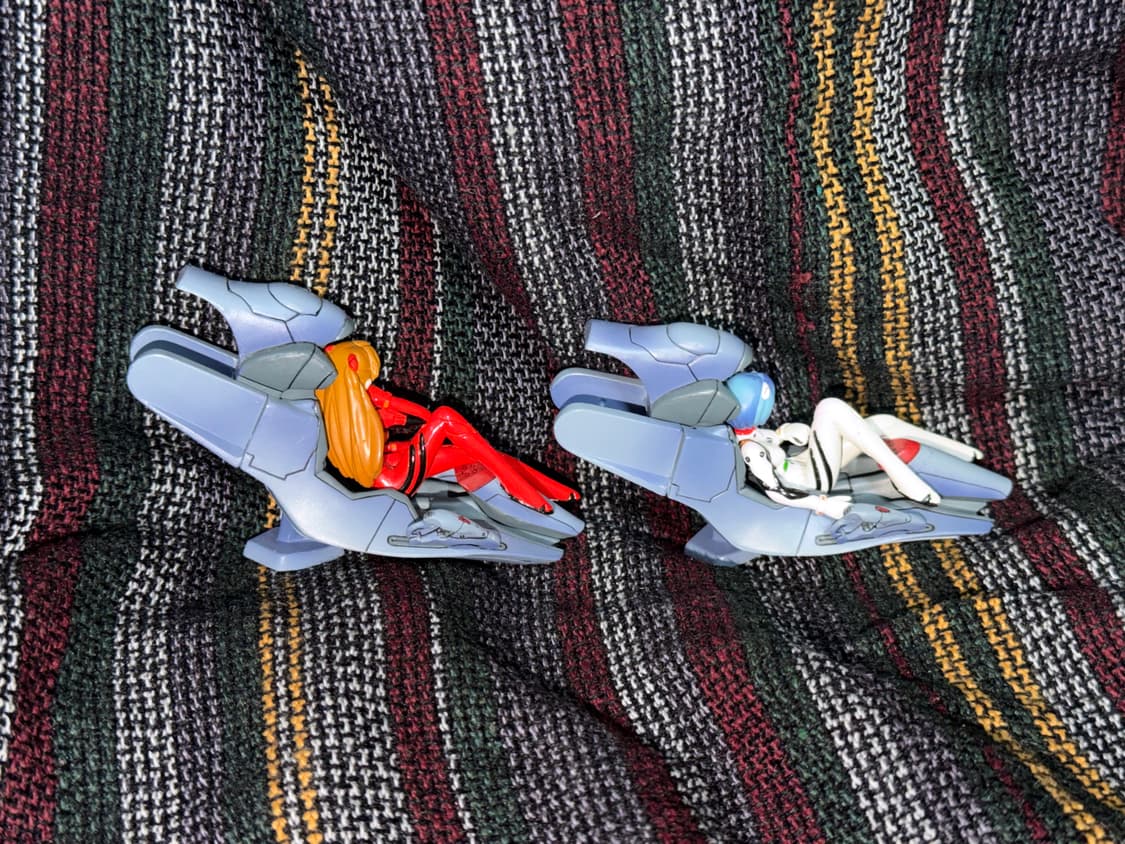 [에반게리온] 레이,아스카 엔트리플러그 시트 포즈 피규어 세트 상품이미지2