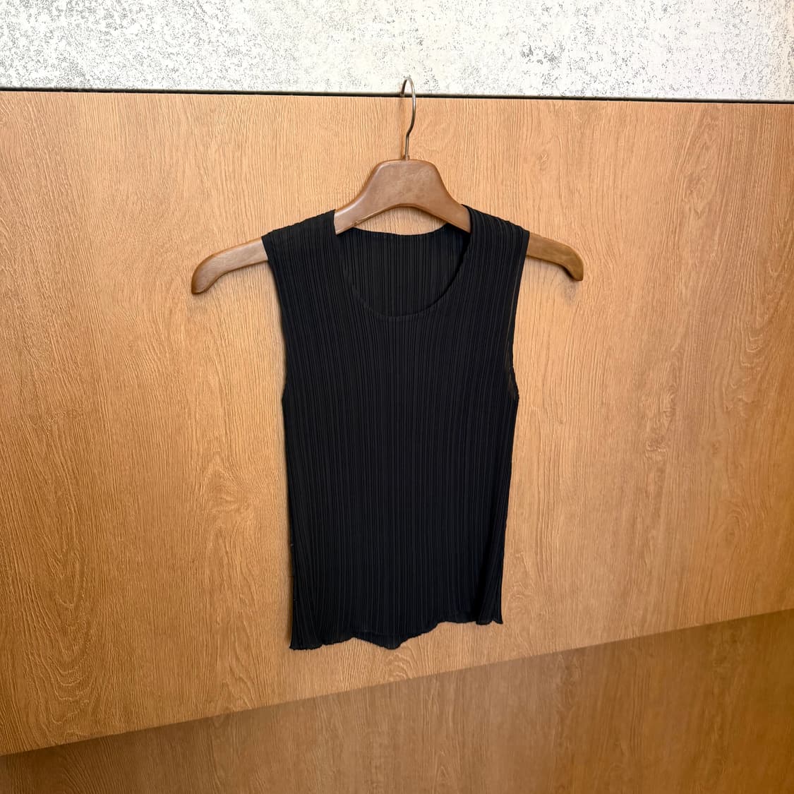 빈티지 슬리브리스 플리츠 블라우스 블랙 k8 상품이미지1