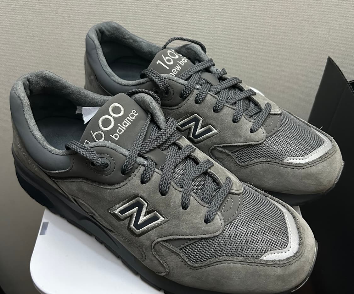 뉴발란스 CM1600 다크그레이 상품이미지2