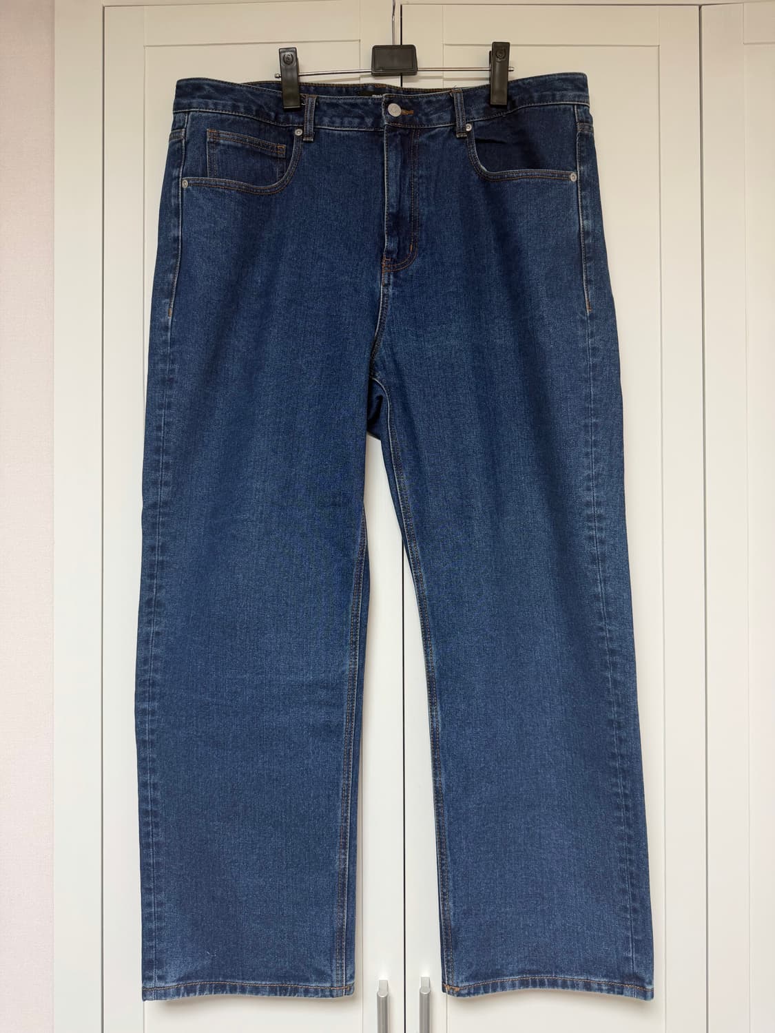 (42) 무신사 스탠다드 레귤러 핏 데님 팬츠 미디엄 인디고 상품이미지1