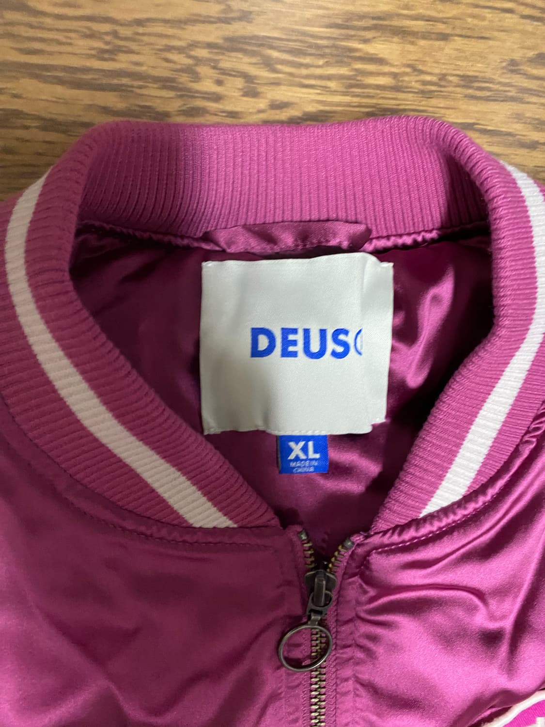 데우스 리미널 봄버 사틴 자켓 핑크 xl 상품이미지3