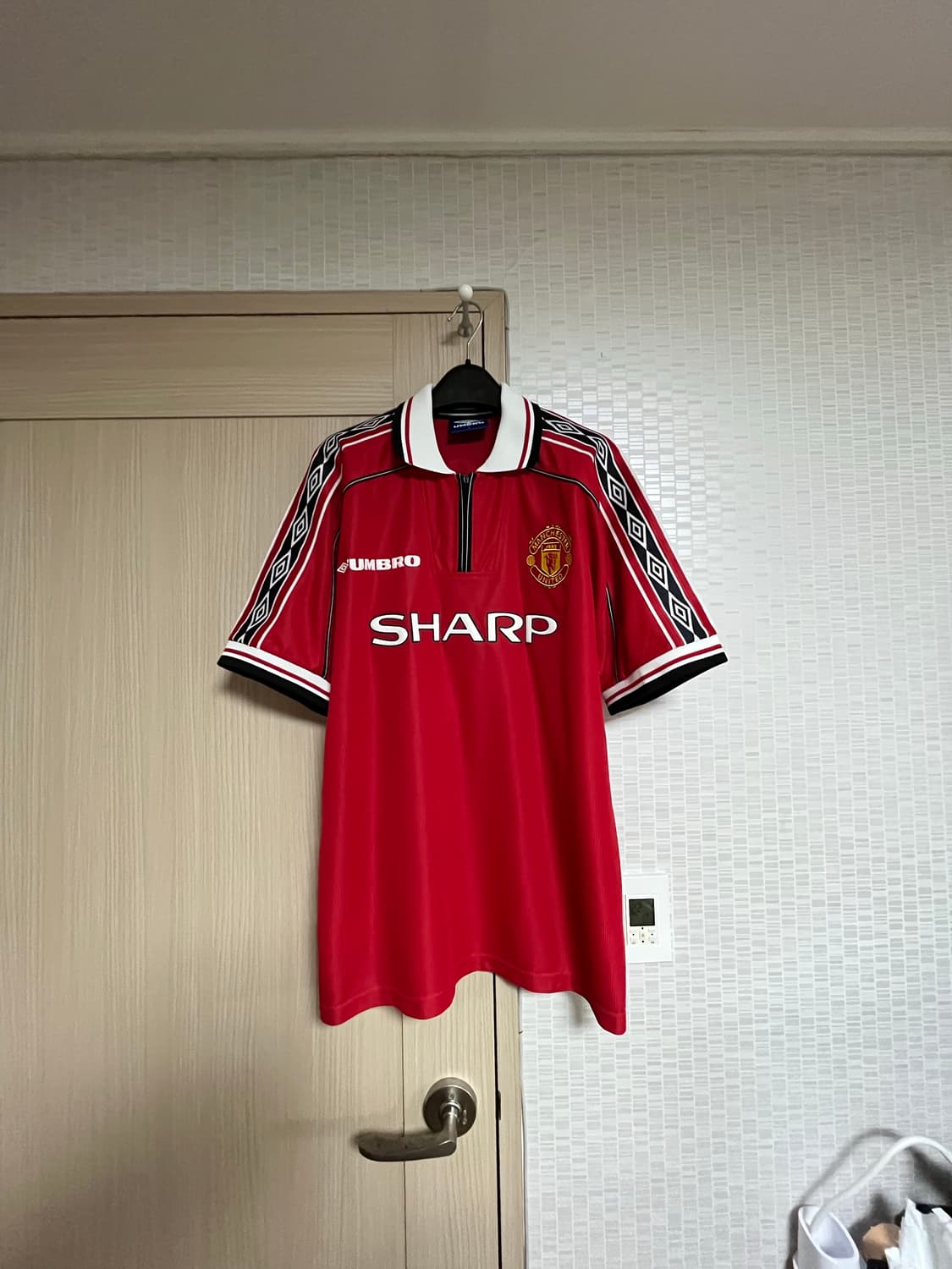 [L] 맨유 98-00 트레블 시절 홈 유니폼 상품이미지1