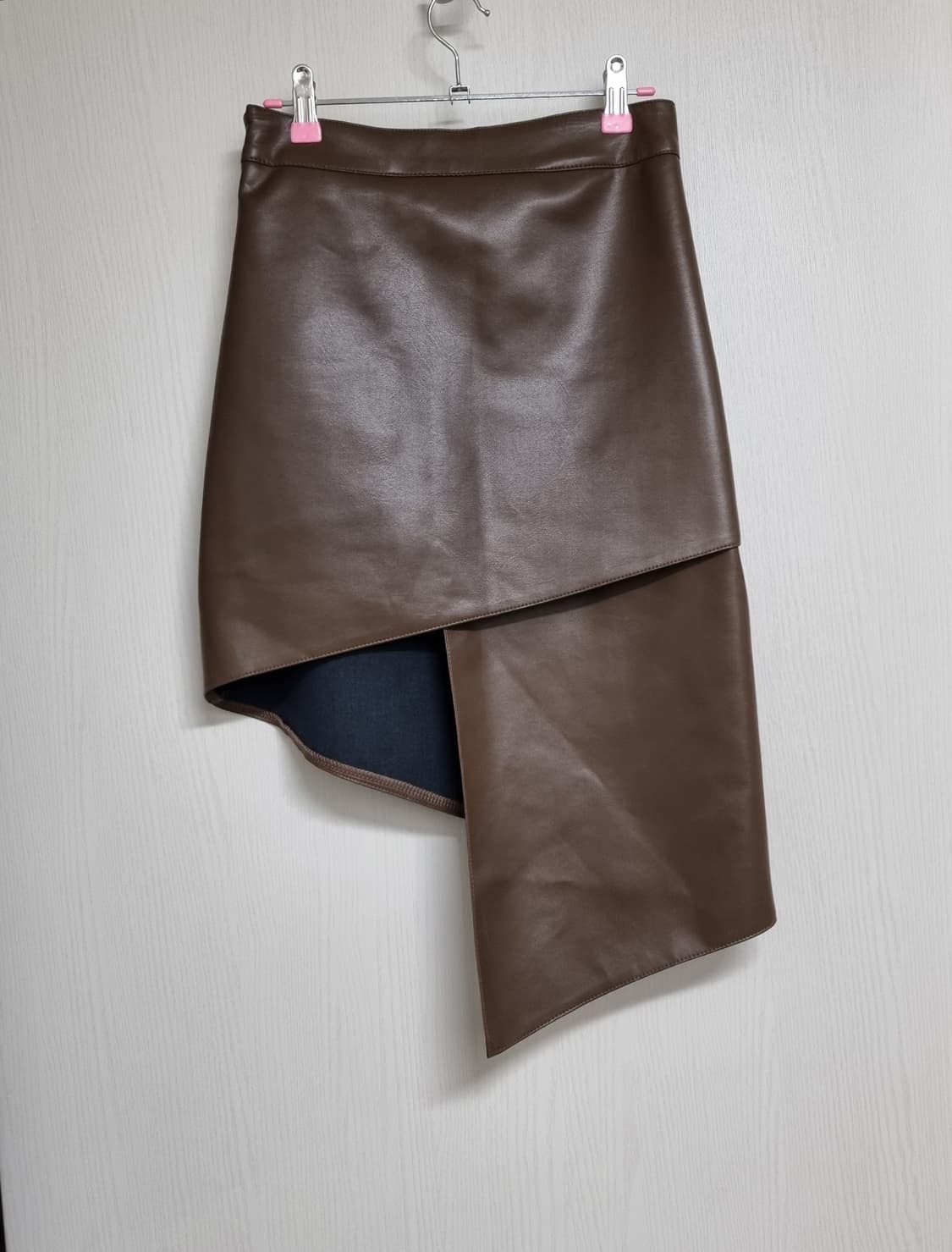 레더 언발란스 스커트(M) 상품이미지4