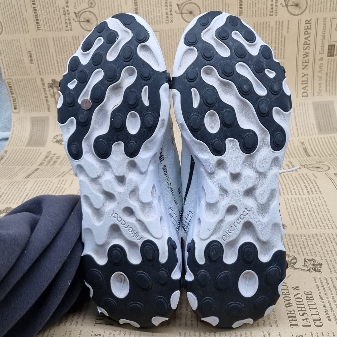 나이키 리액트 엘리먼트 55 남성운동화 280 상품이미지3