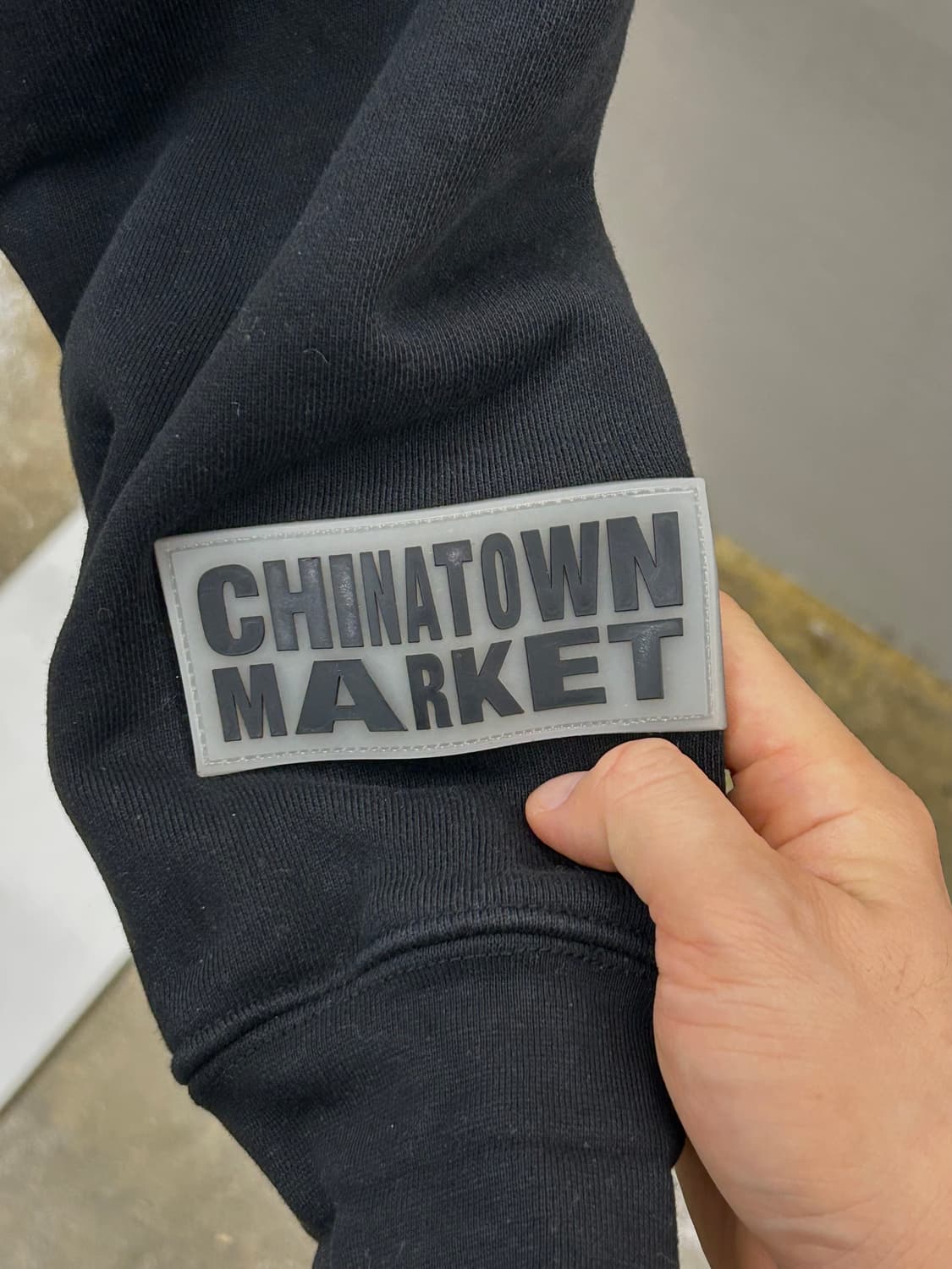 Chinatown Market(차이나타운 마켓) 블랙 스마일 후드티 상품이미지5