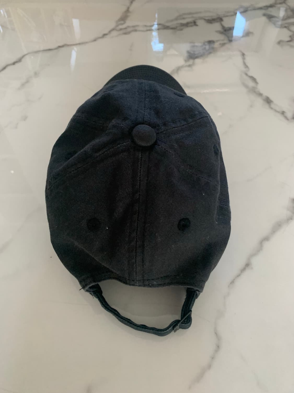 아디다스 블랙 볼캡 모자 상품이미지2