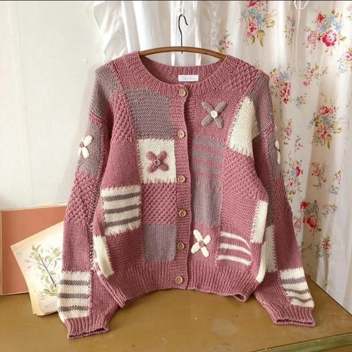 빈티지 패치 니트가디건 상품이미지1