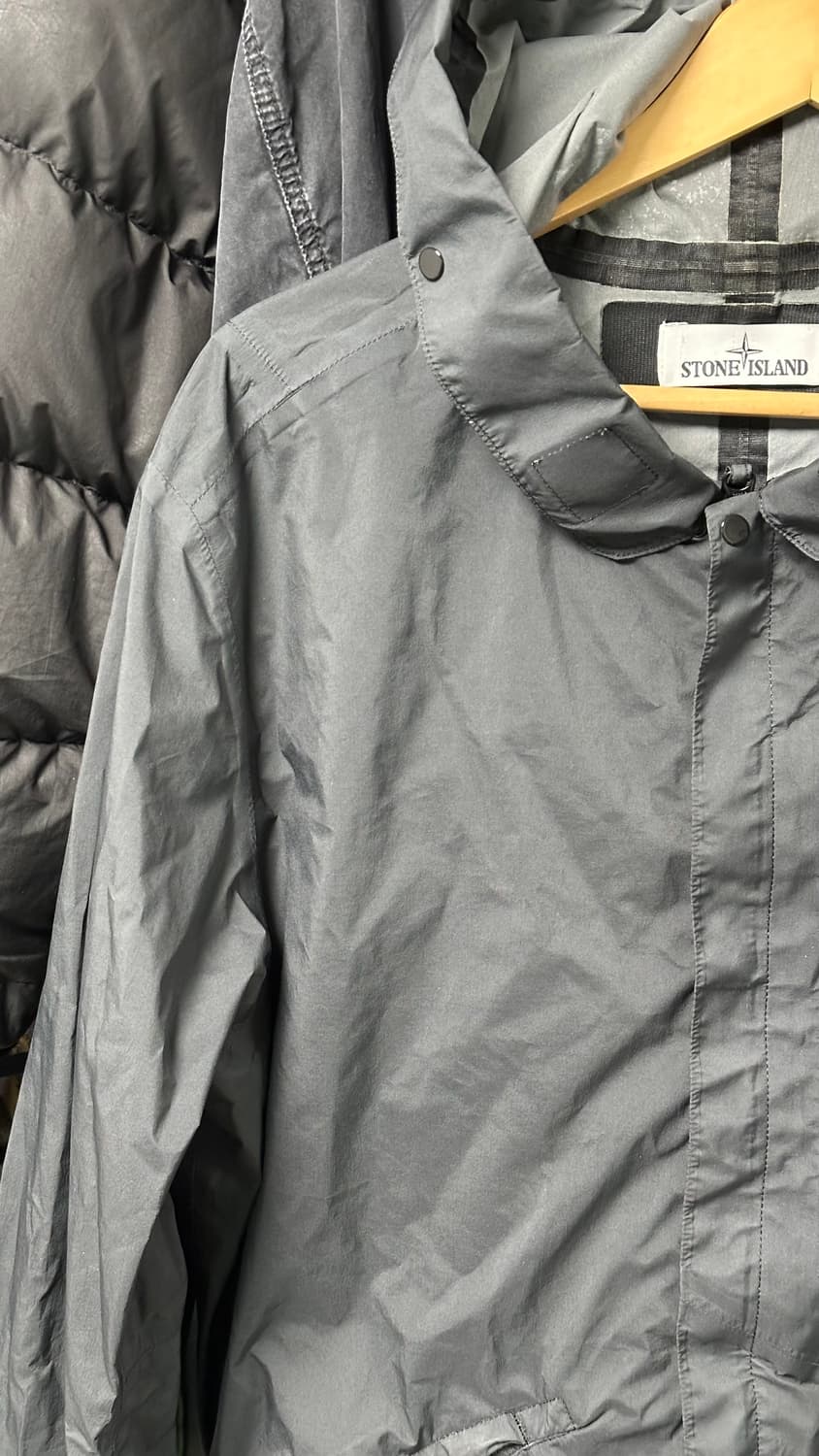 스톤아일랜드 가먼트 포퍼먼스 바람막이 자켓 L 정품 급처 상품이미지3