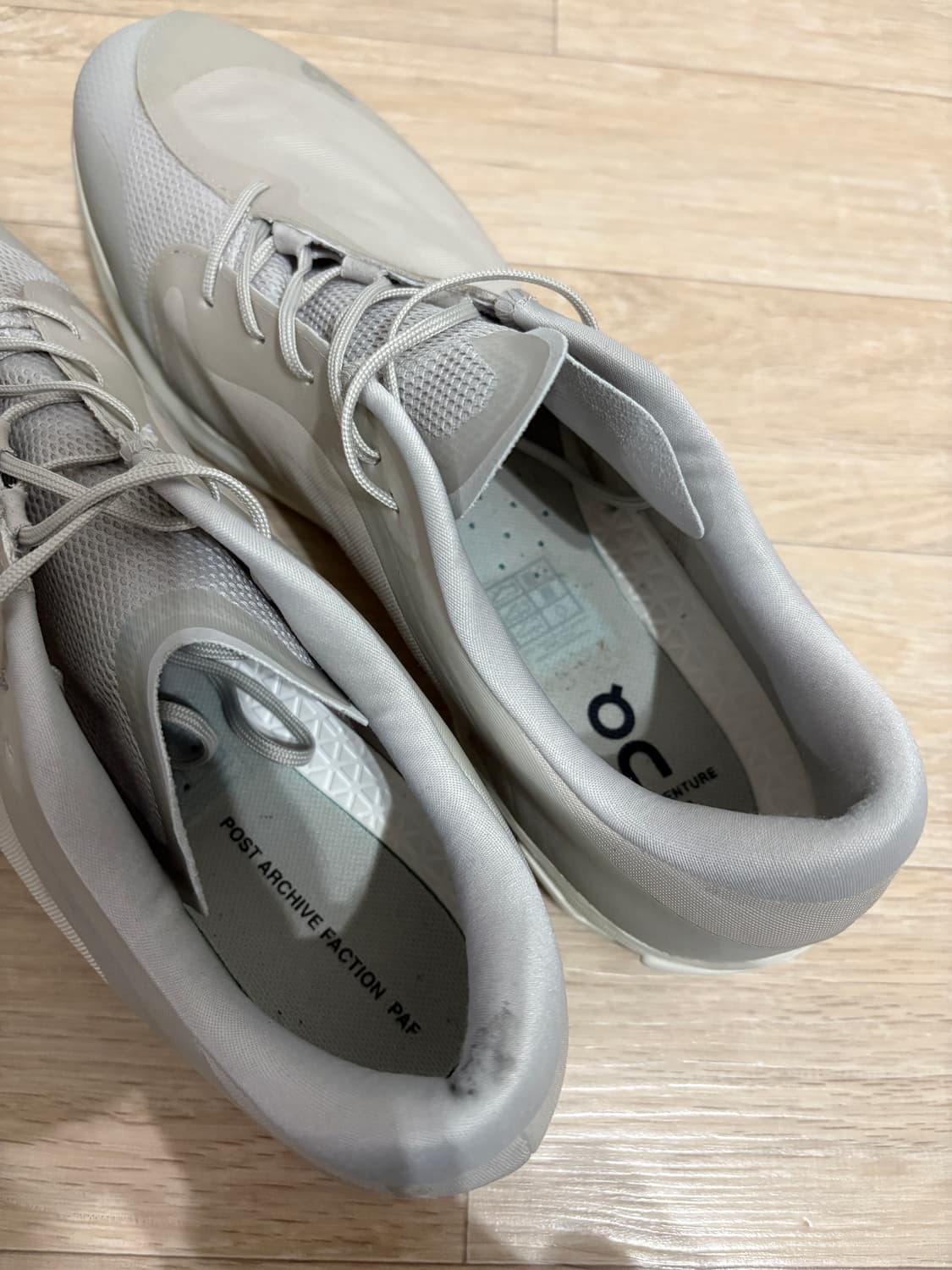 온 러닝 X 파프 / 클라우드벤쳐 피크 아이스 문 / 295 상품이미지5