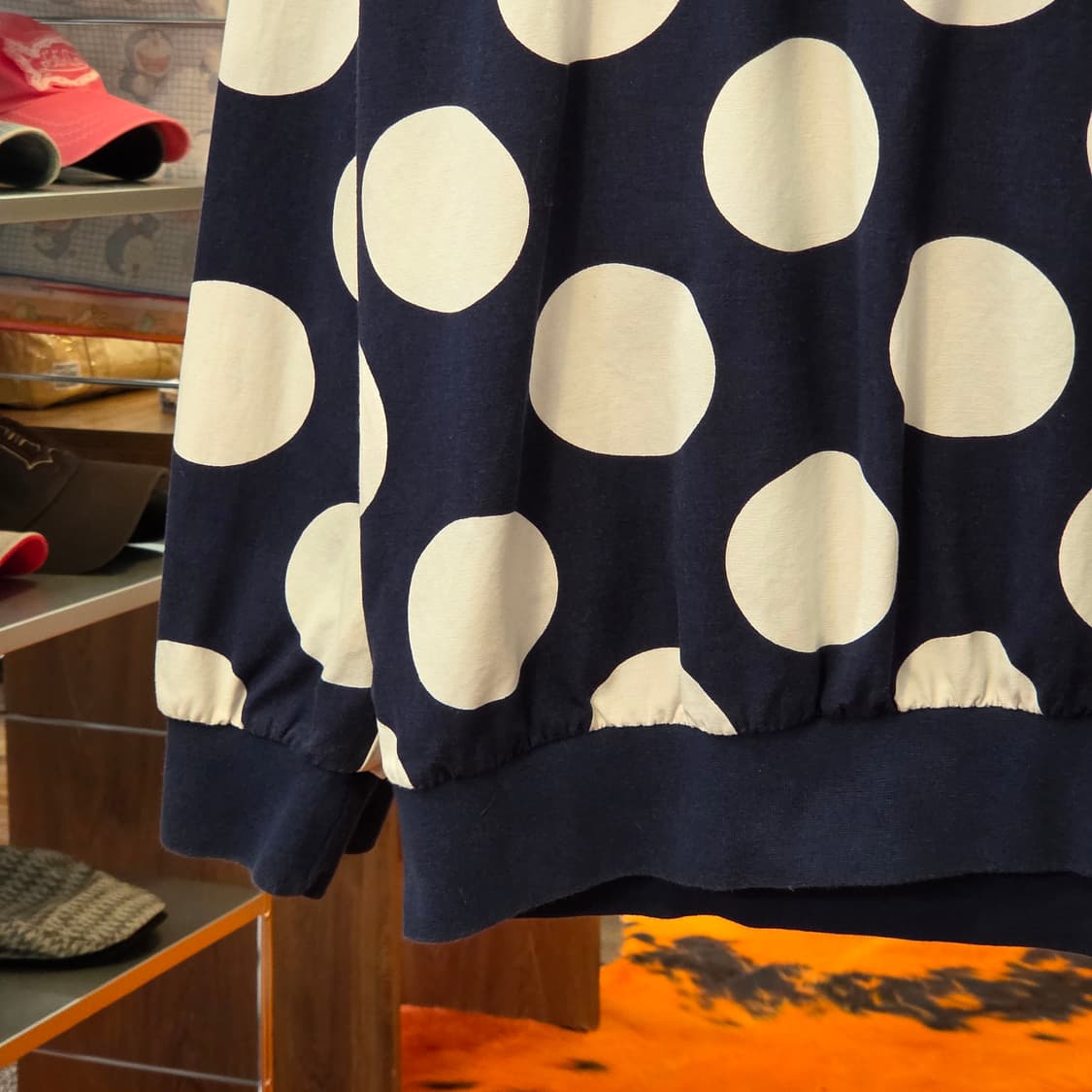 아디다스 스탠스미스 도트 맨투맨 상품이미지4