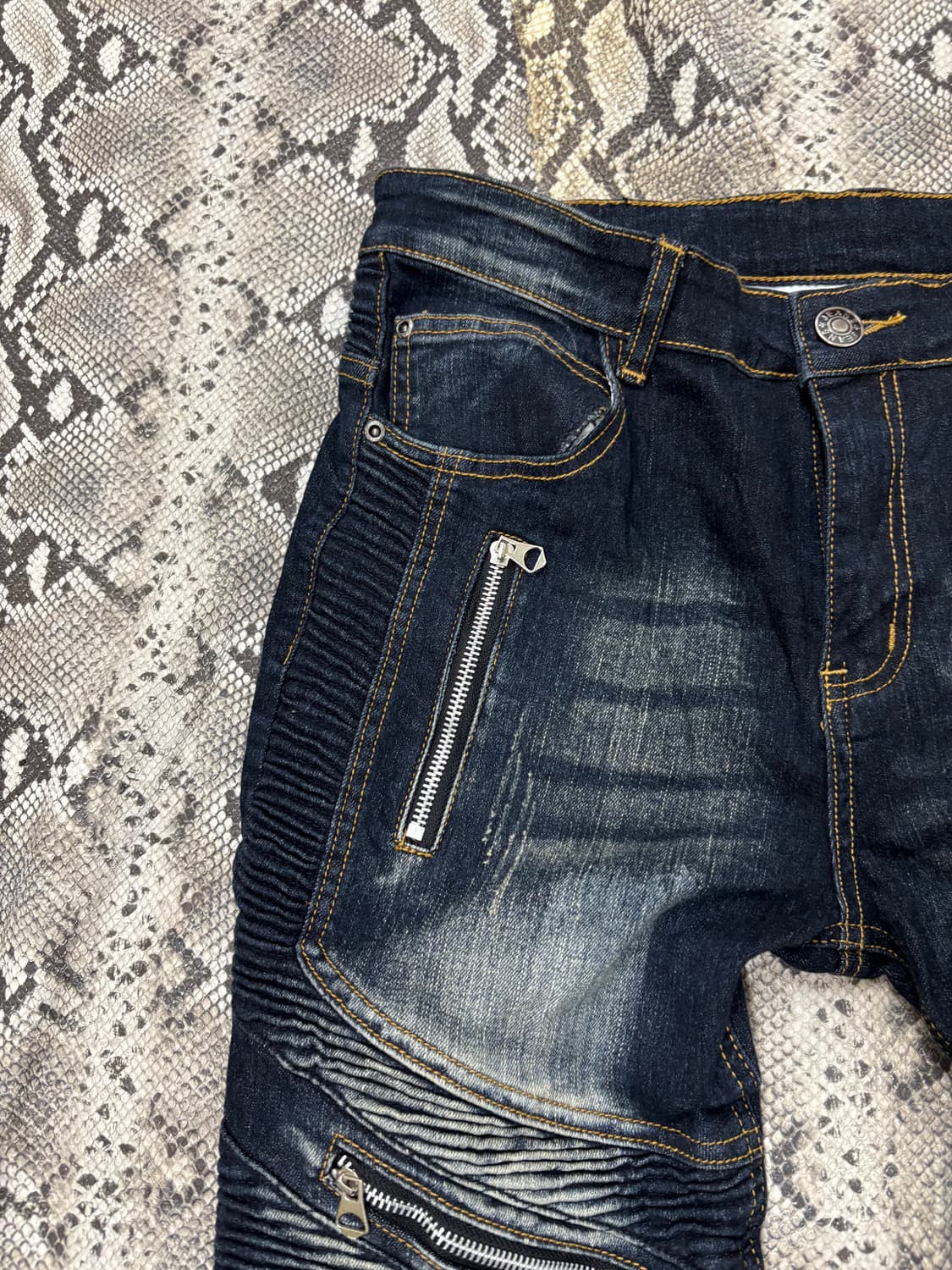 “Vintage” Denim Biker Pants 상품이미지6