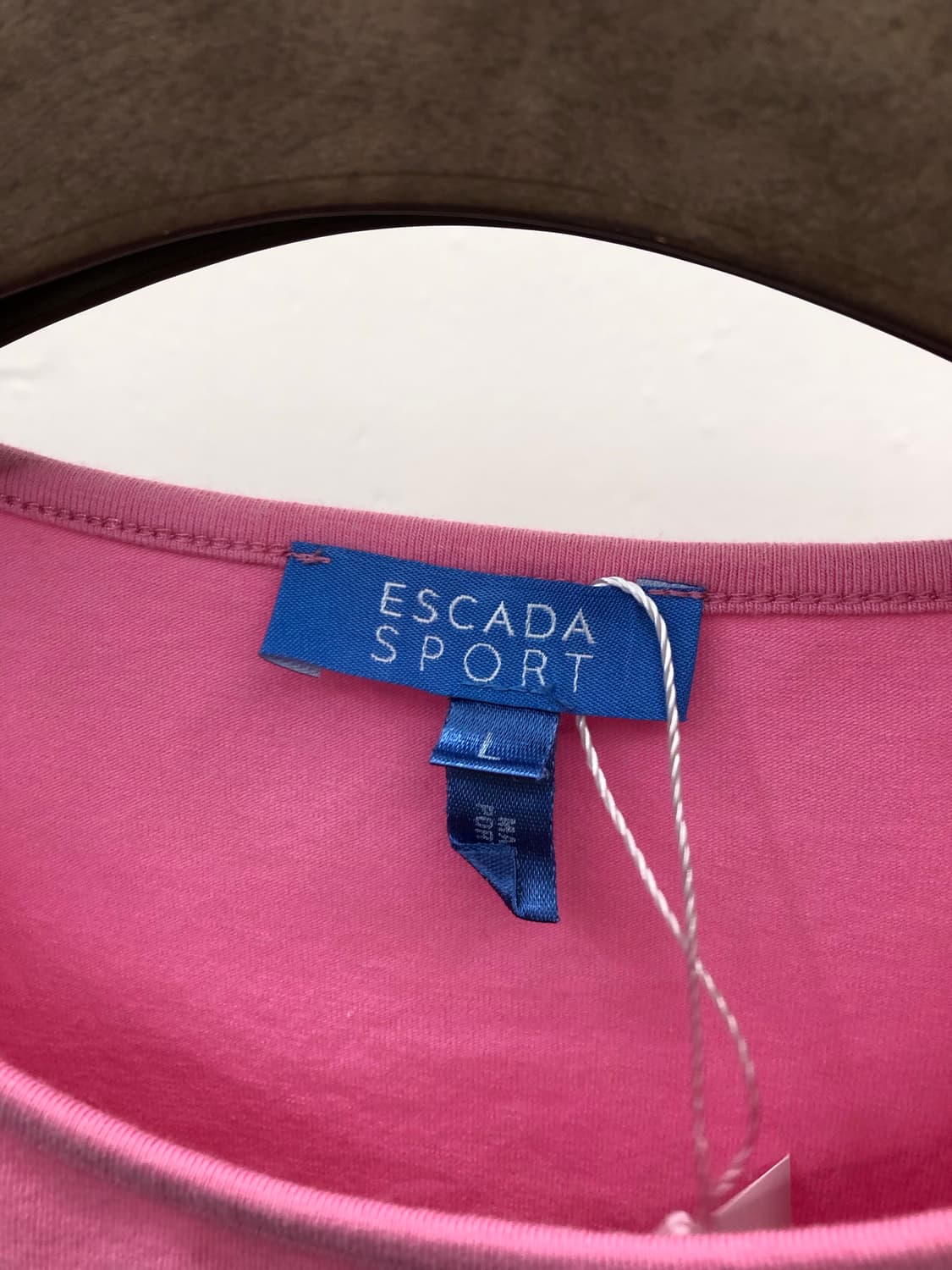 escada sport 큐빅 로고 티셔츠 상품이미지3