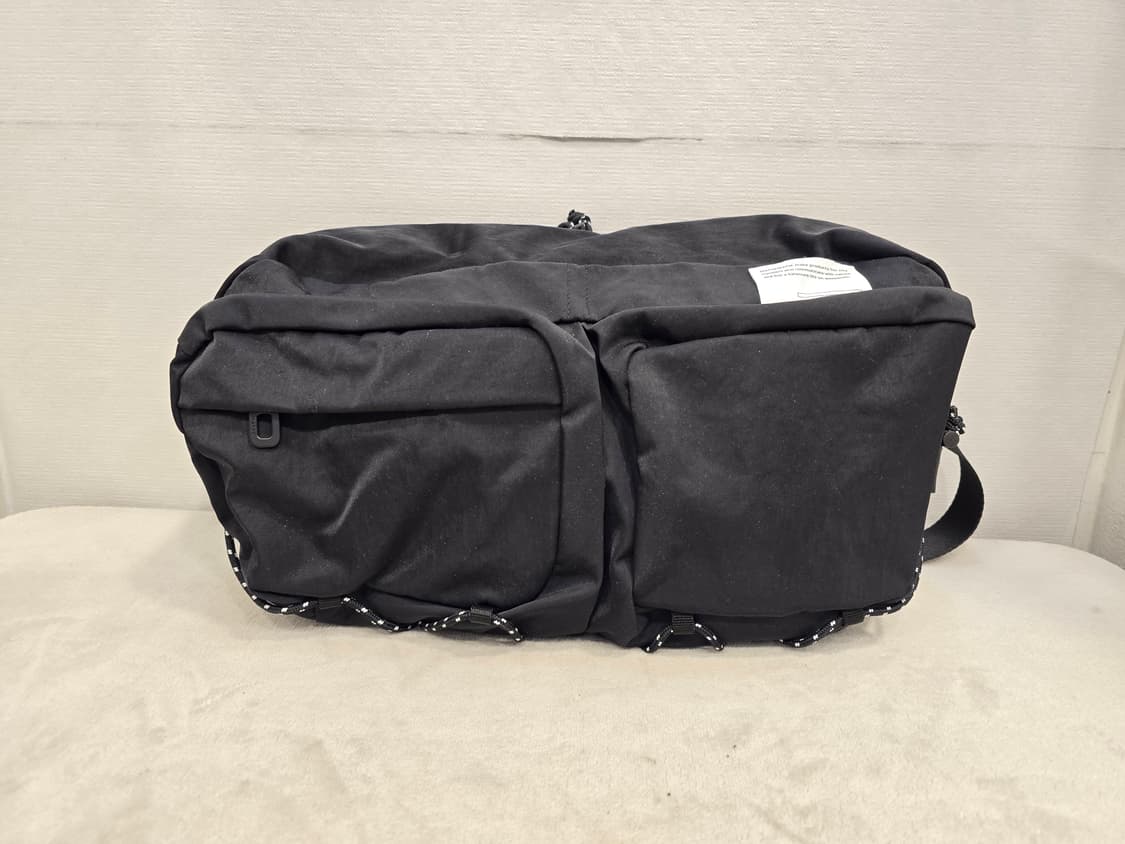 거의새거) 마테마틱 튜링 W20 슬링백 크로스백 블랙 상품이미지3