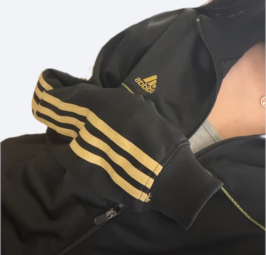 ⭐️아디다스 에센셜 검골 글리터 블랙 골드 트랙탑 져지⭐️ 상품이미지2
