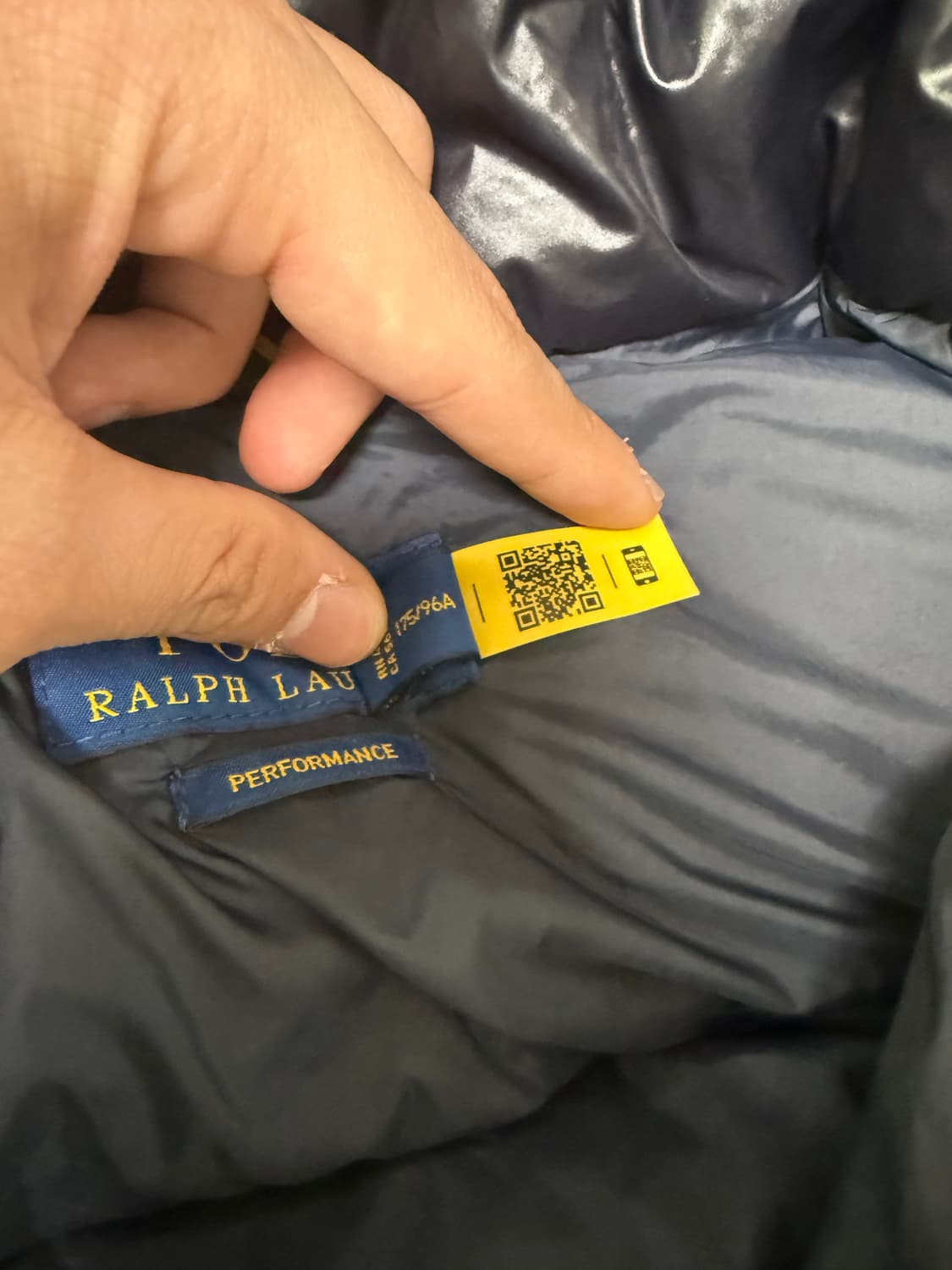 폴로 랄프로렌 유광 패딩 m 상품이미지3