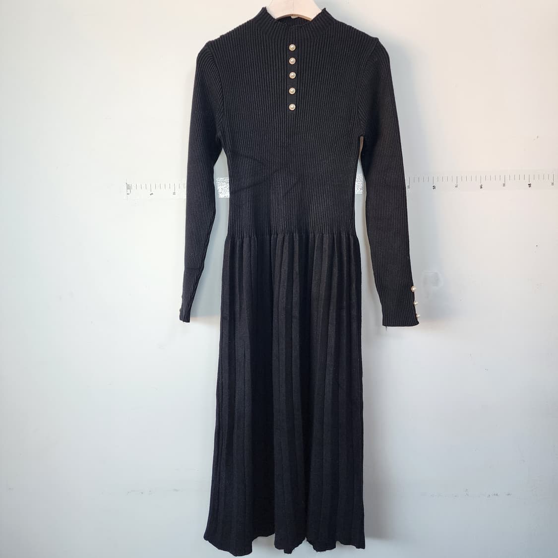 라인바이린 블랙 골지 니트 롱 원피스 상품이미지1