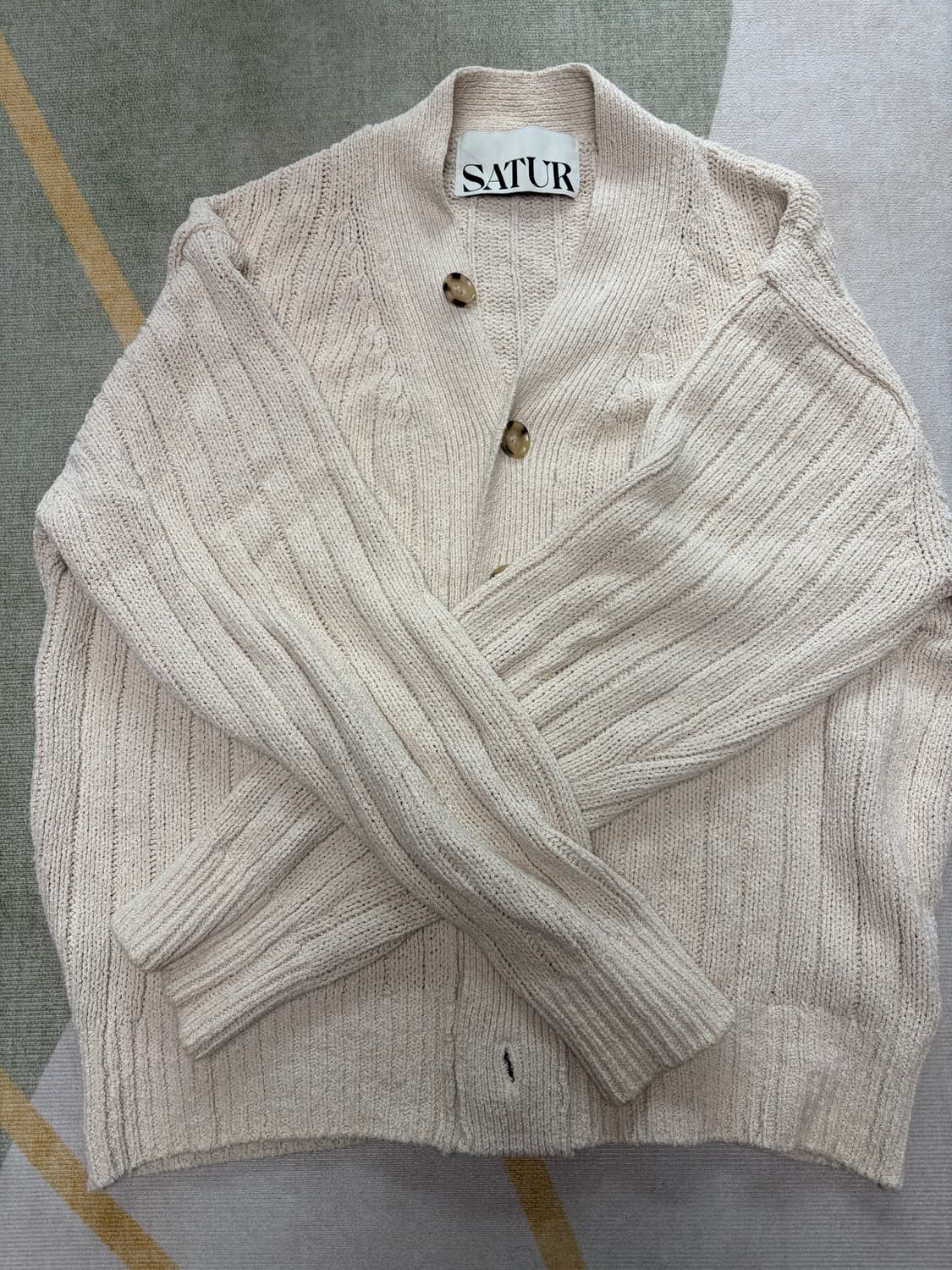 새터 부클 가디건 상품이미지2