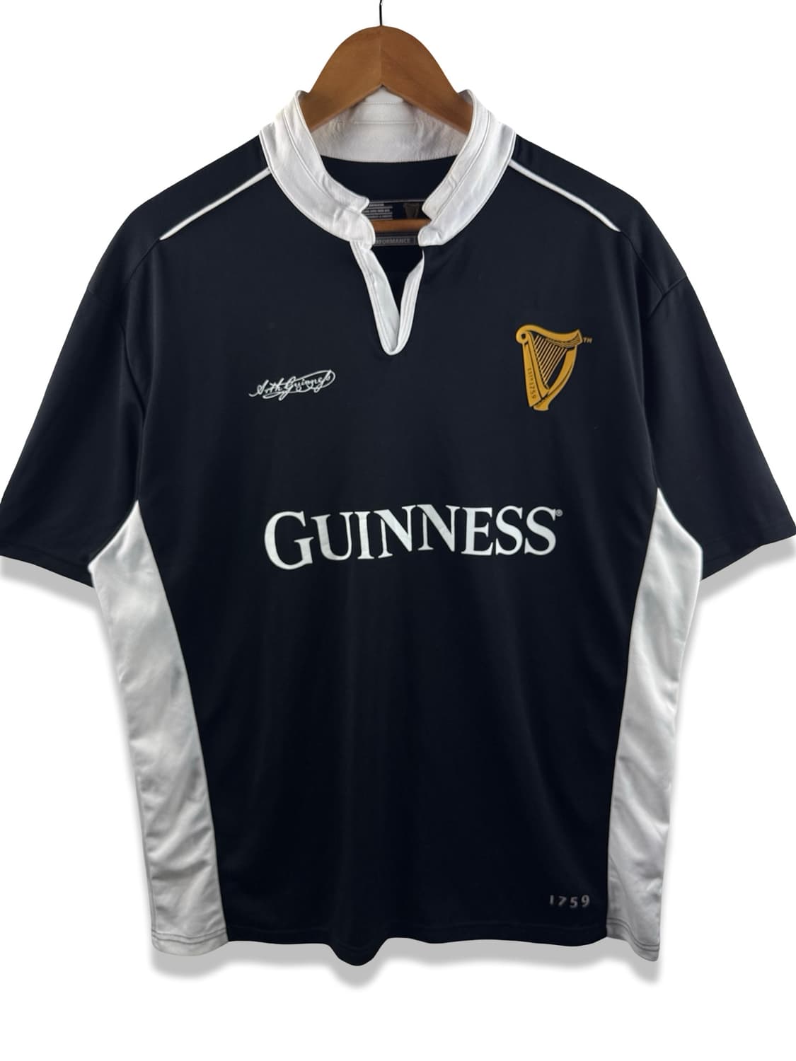 기네스 퍼포먼스 블랙 화이트 티셔츠2977 상품이미지1