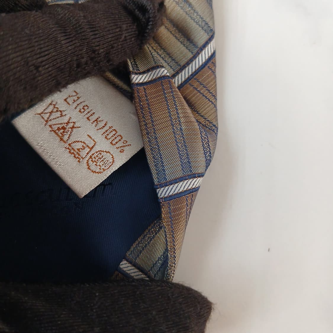 아쿠아스큐텀 실크 브라운 스트라이프 넥타이 9.5cm A등급 A19424 상품이미지10