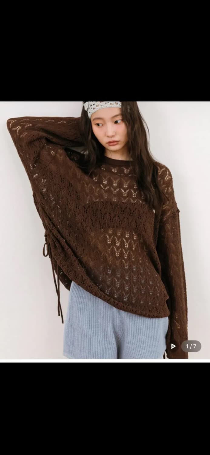 틴닛 펀칭 스트링 니트 탑 브라운 상품이미지1