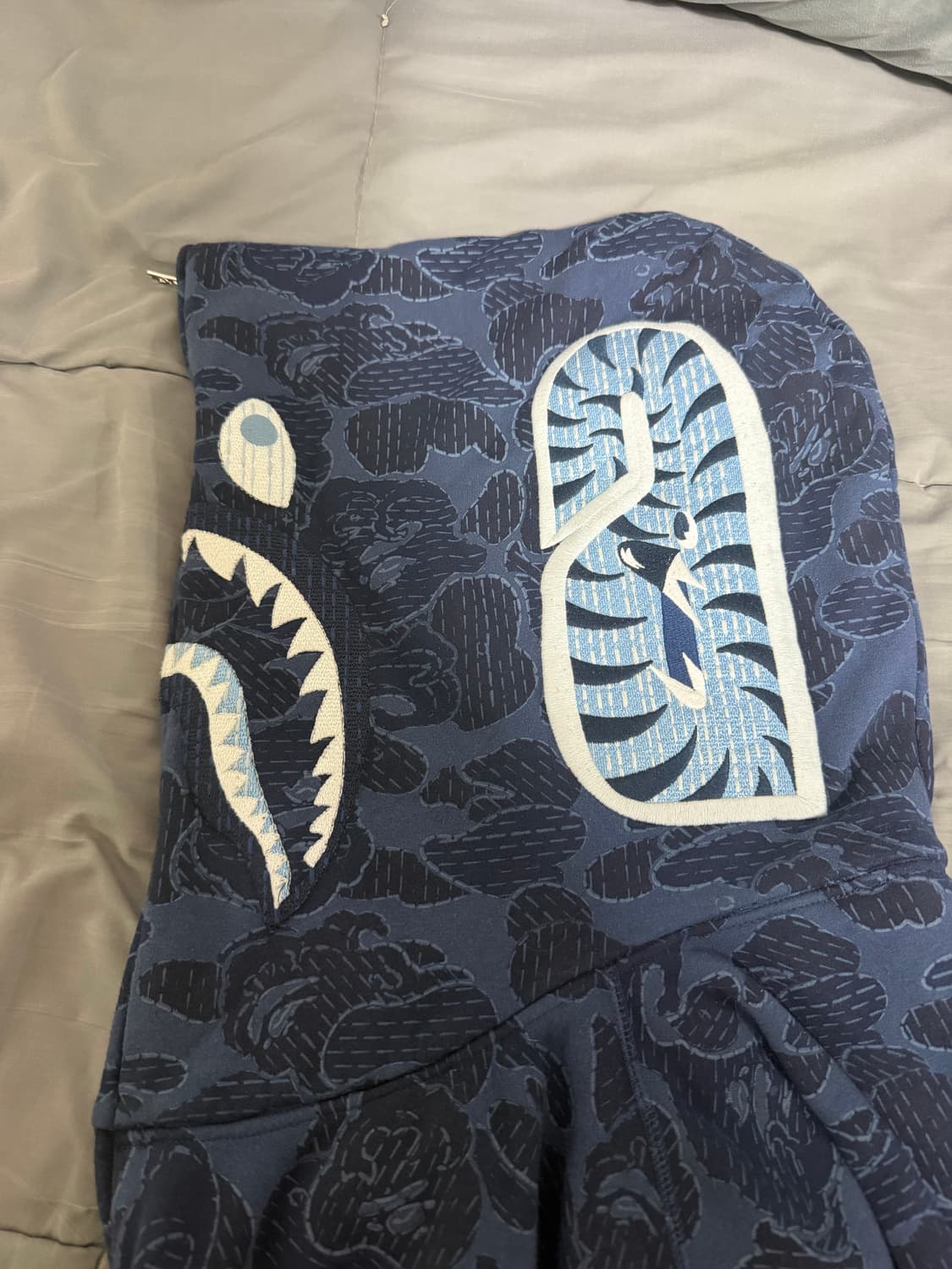 xxl 베이프 알파인더스트리 샤크후드 상품이미지4