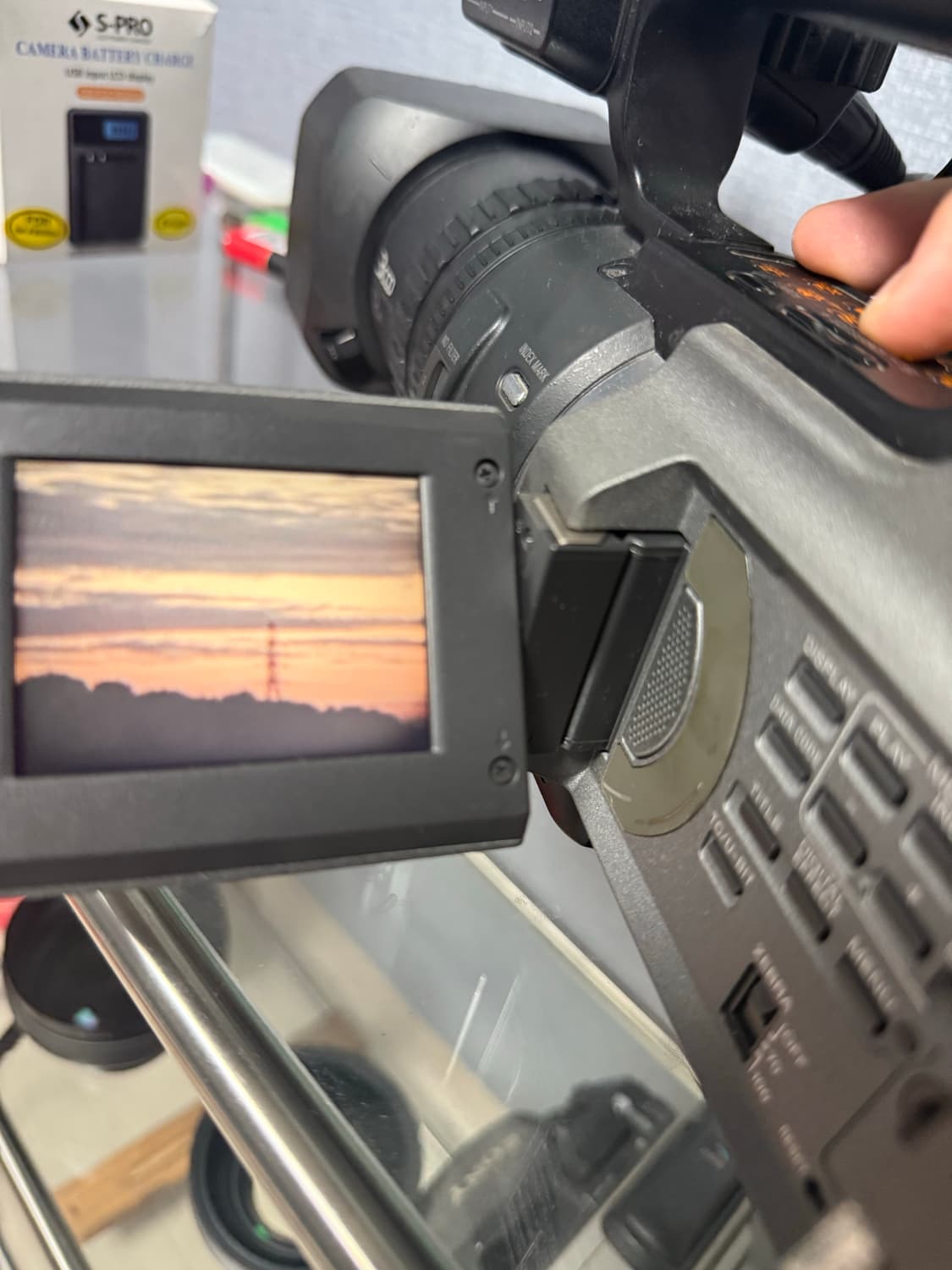 Sony소니 DSR-PD170 6mm 디지털 캠코더+렌즈 2개, 마이크 상품이미지2