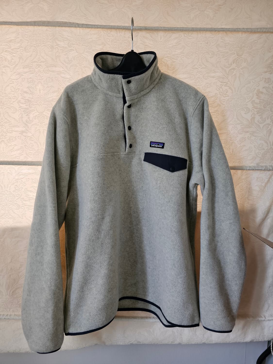 파타고니아 신칠라 라이트웨이트 오트밀 상품이미지1