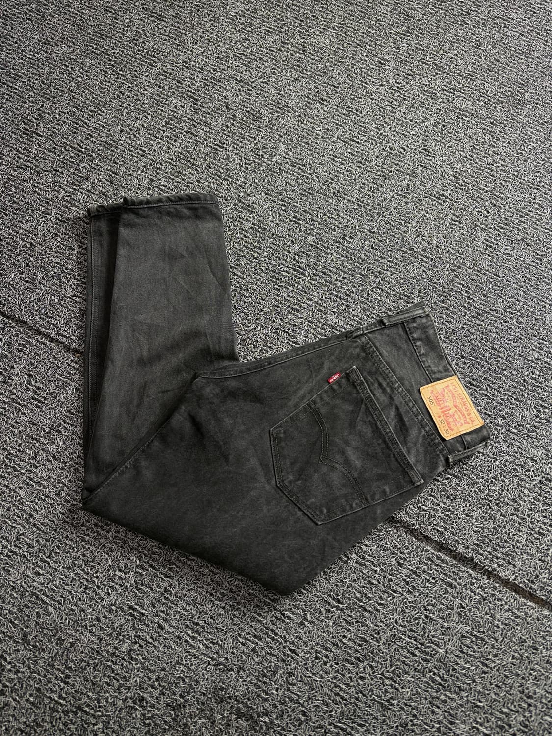 리바이스 505 레드탭 블랙 데님 팬츠 2799 상품이미지1