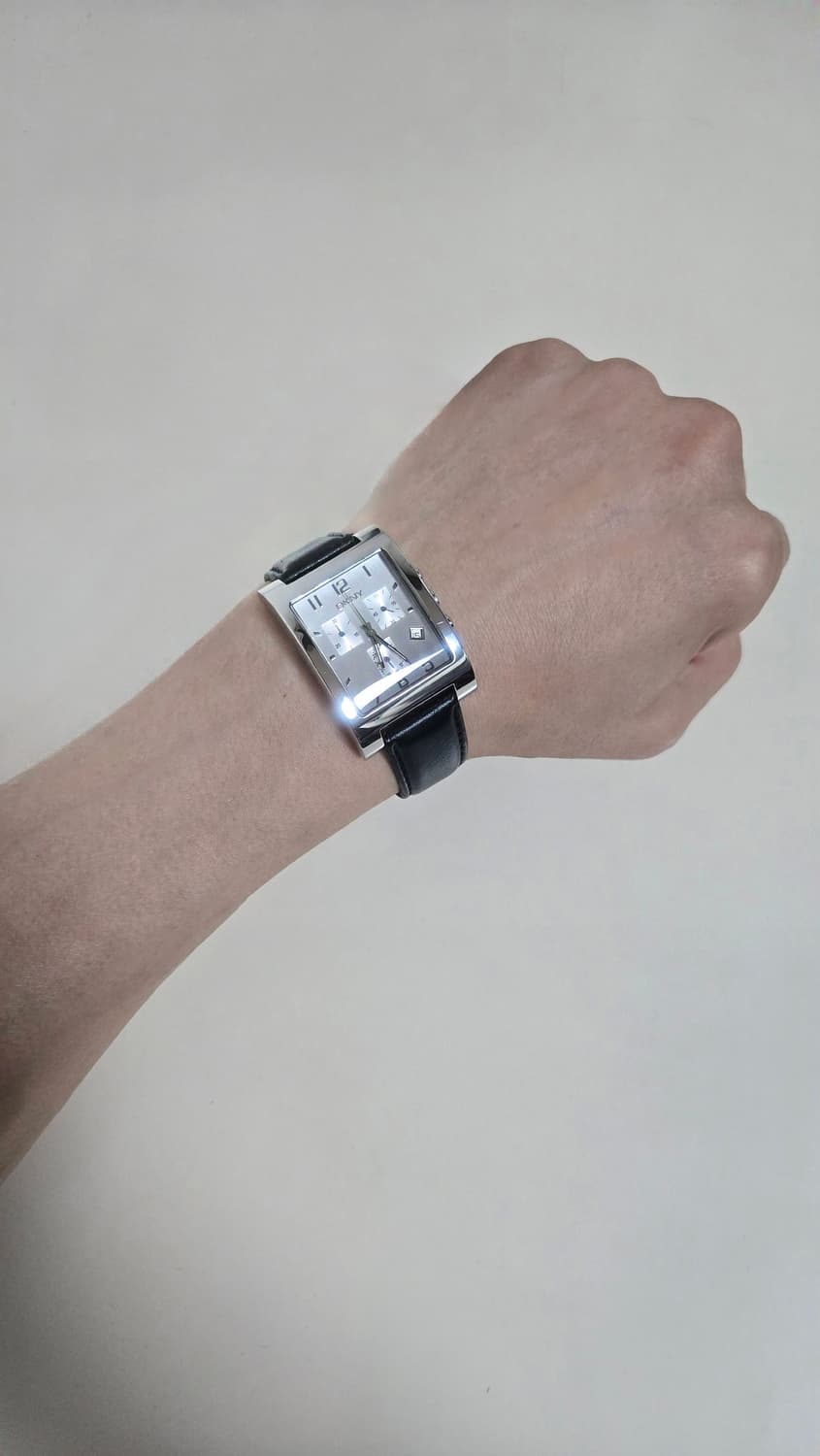 DKNY (도나카란 뉴욕)사각 실버 크로노그래프 남성 손목시계 상품이미지9