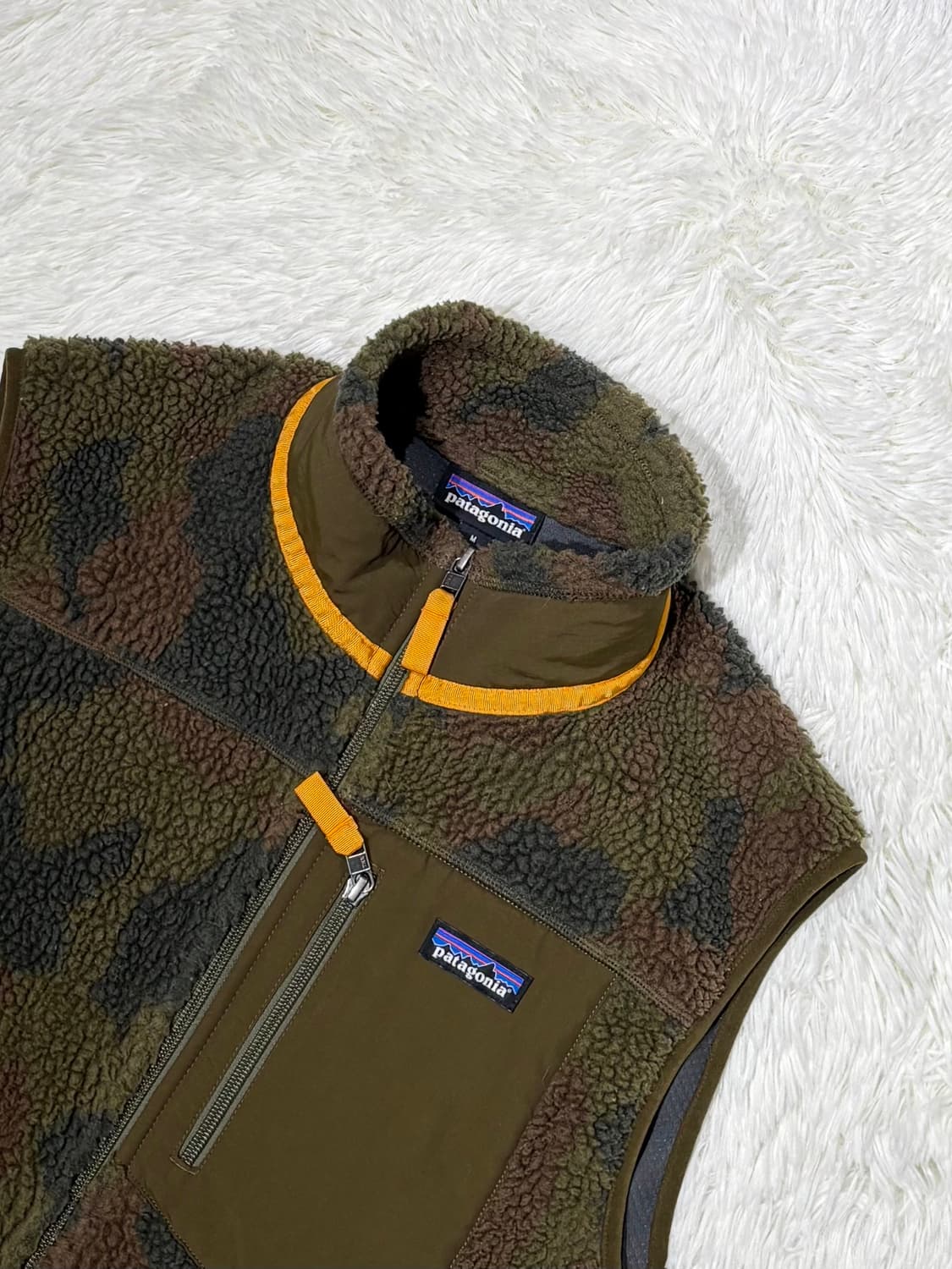 파타고니아 클래식 레트로X 밀리터리 후리스 조끼 상품이미지6