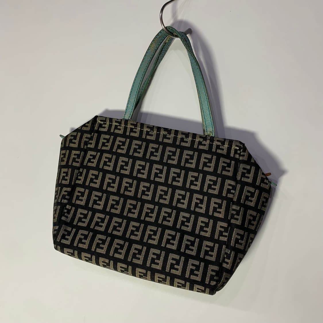 펜디 FF 로고 캔버스백 상품이미지2