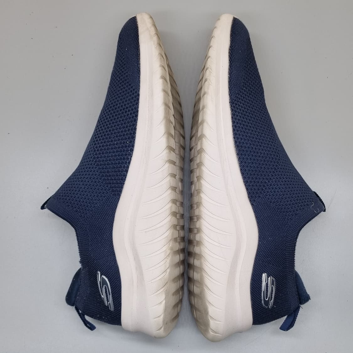 스케쳐스 울트라플렉스2.0 남성슬립온290 상품이미지5