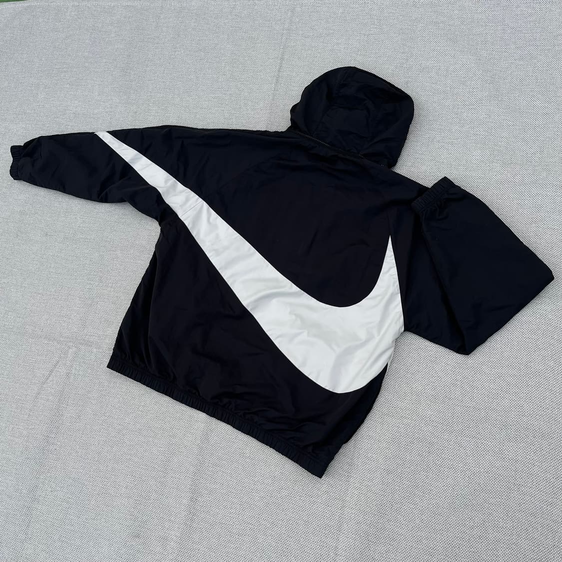 Nike Big Swoosh Windbreaker Jacket 상품이미지6