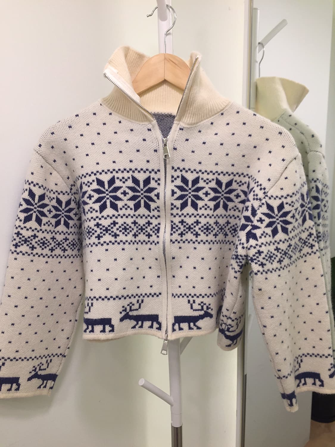 여성 빈티지 노르딕 크롭 니트집업 100 상품이미지2