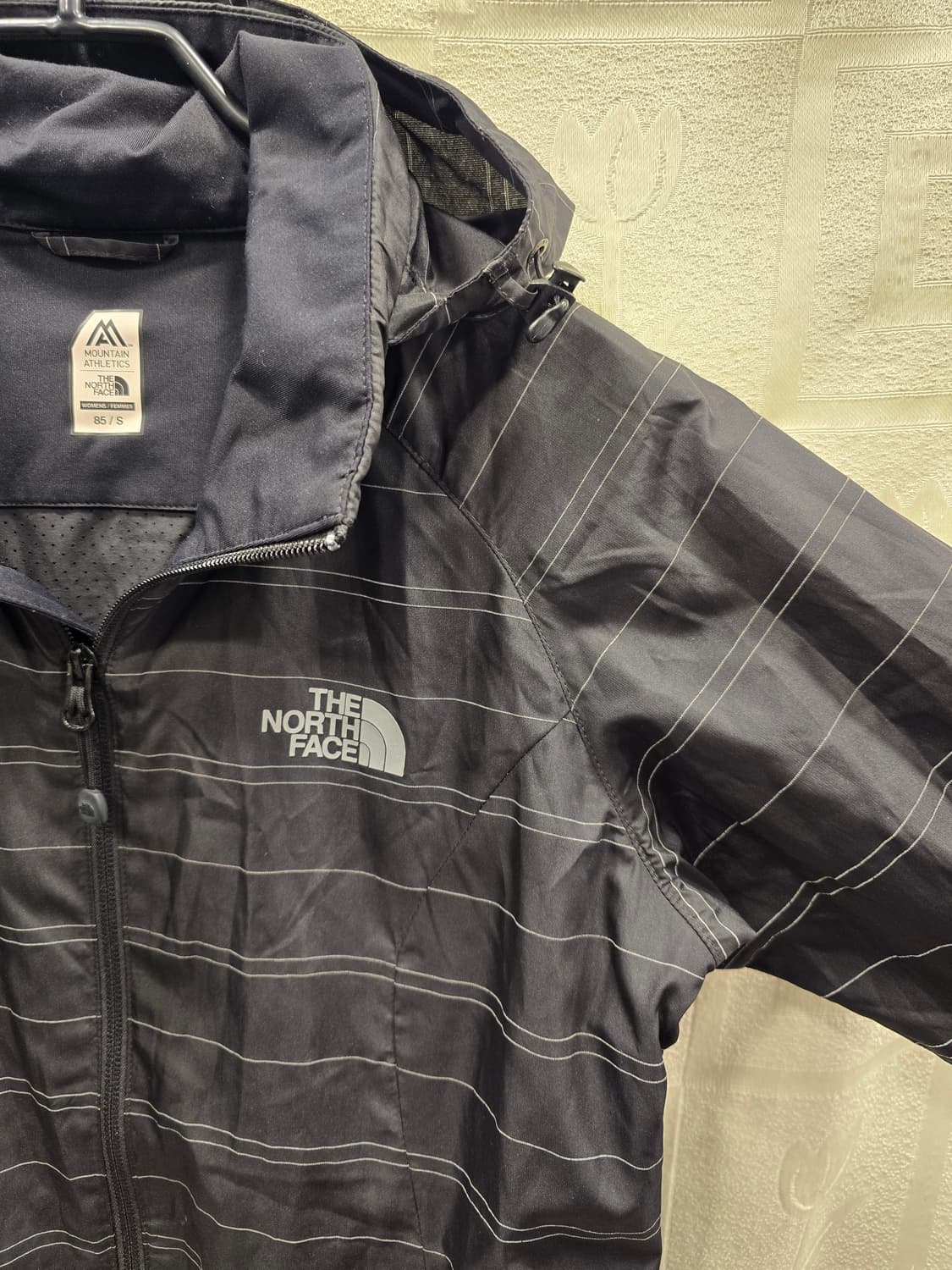 노스페이스 여성 바람막이 자켓 S (85) 상품이미지3