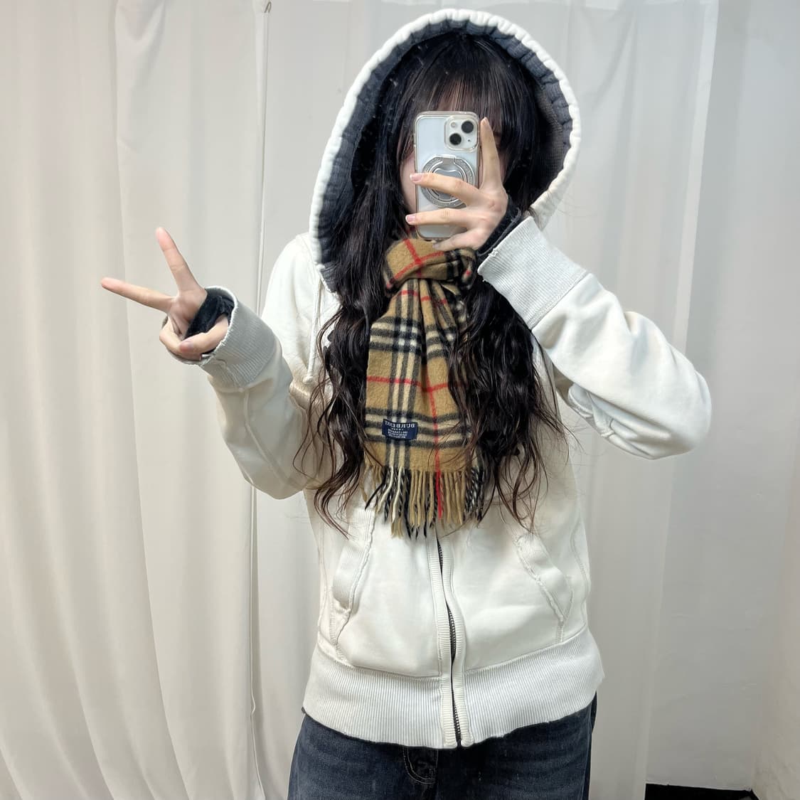 Burberry Nova Check Cashmere Muffler 상품이미지1