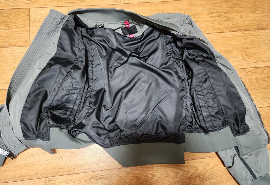 [M]M 알파인더스트리 X 이세 L-2B 블러드칫 밀리터리 그린 상품이미지5