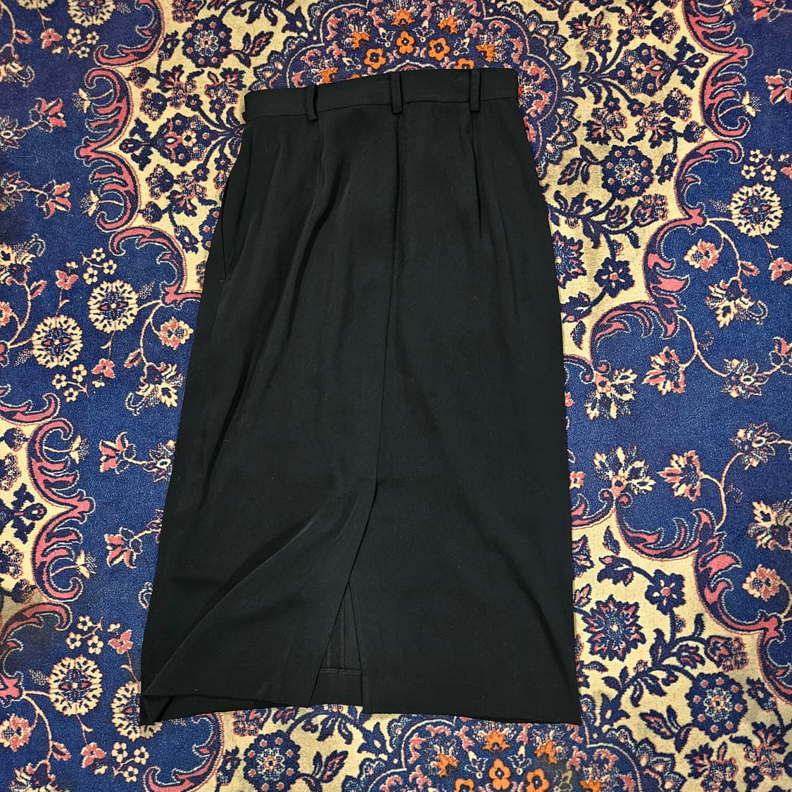 오르(ORR) 22ss 핀턱 스커트
S size
 상품이미지3