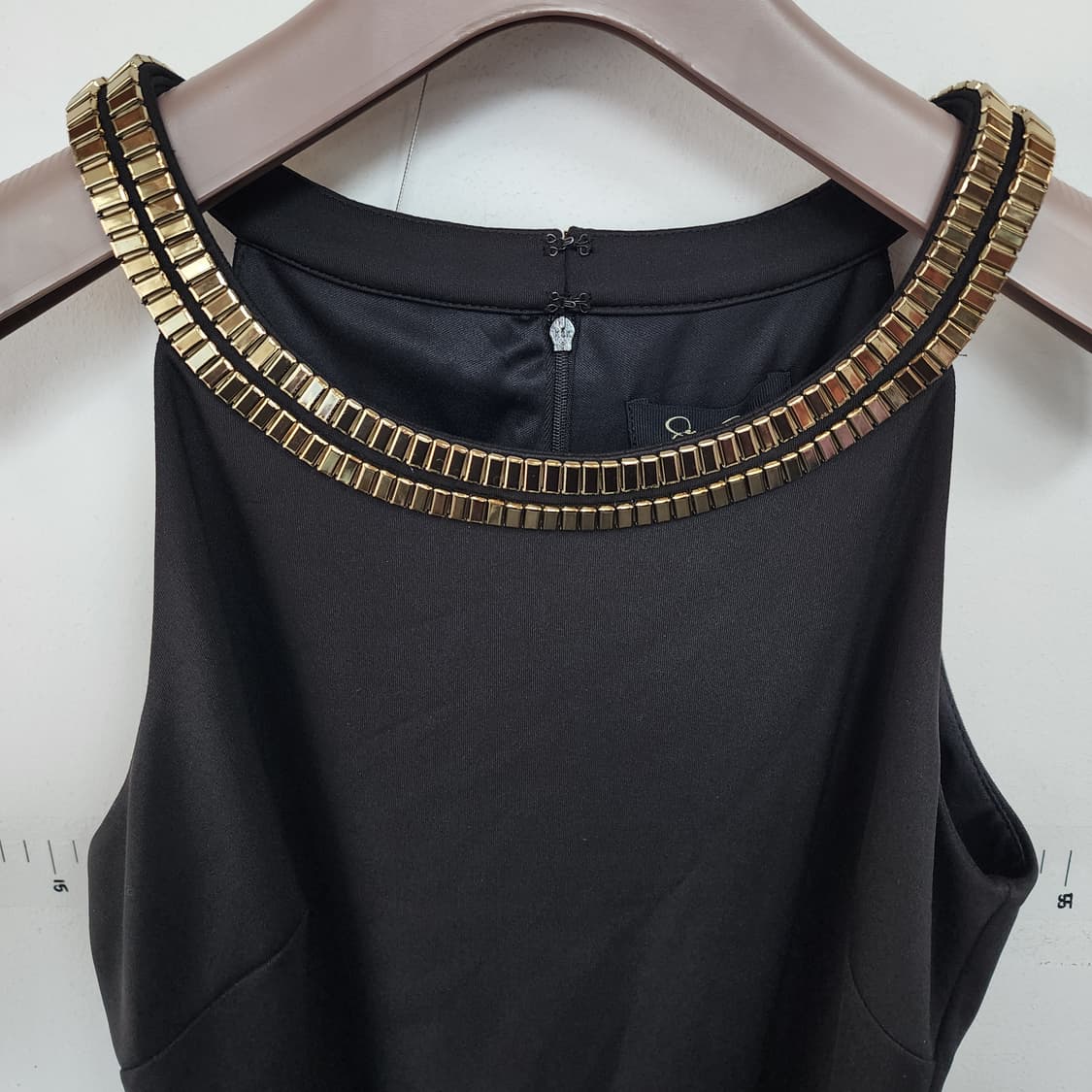 제시카심슨 블랙 홀터넥 금장 장식 원피스 상품이미지2