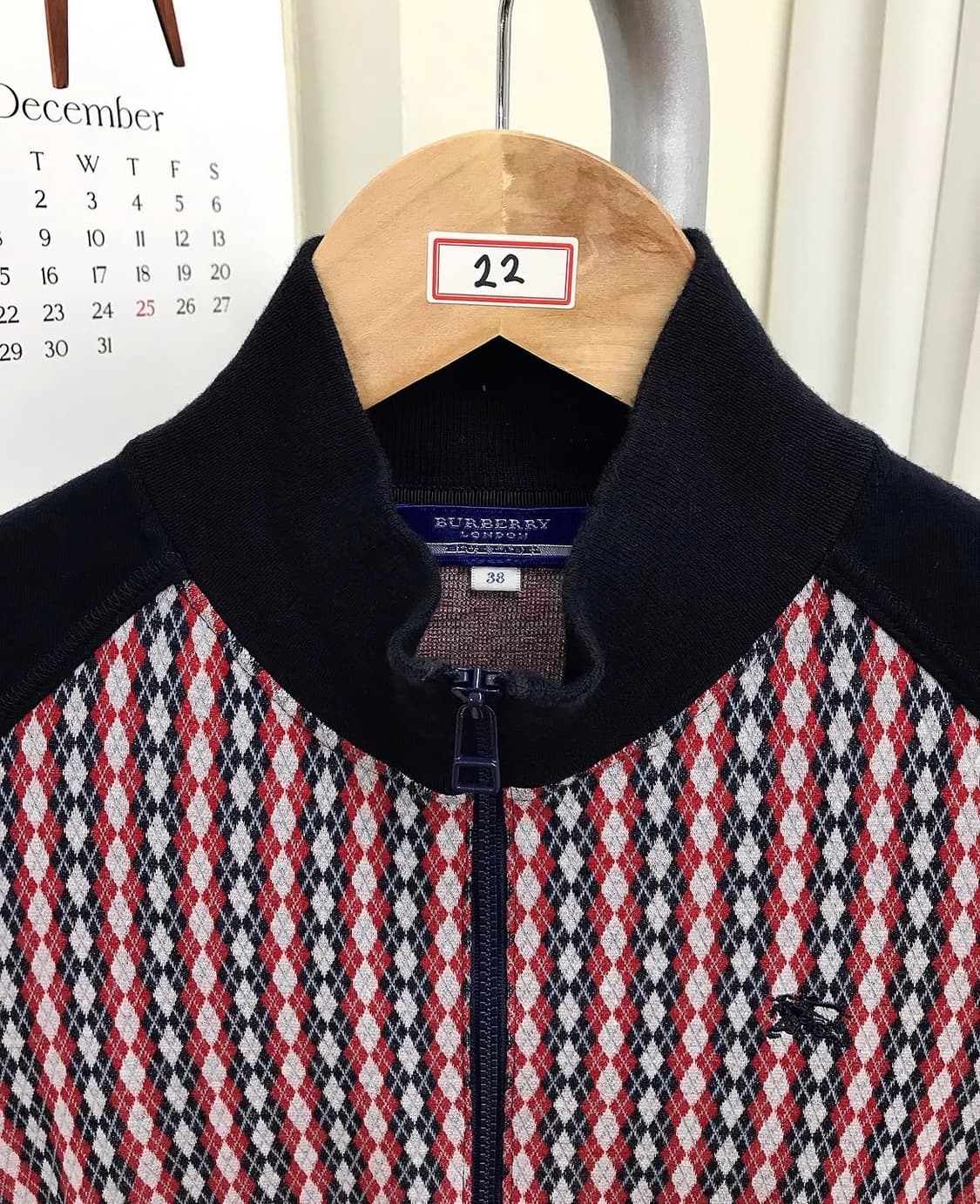 버버리 로고 아가일 집업 자켓 상품이미지2