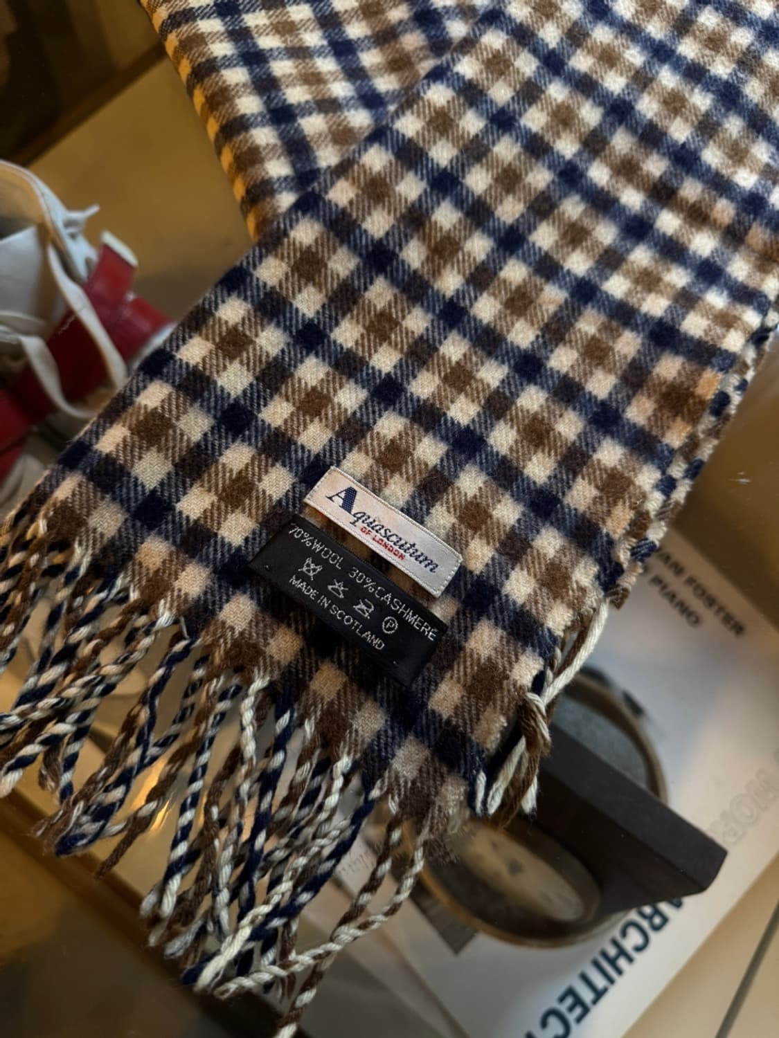 아쿠아스큐텀 캐시미어 혼방 머플러  상품이미지1