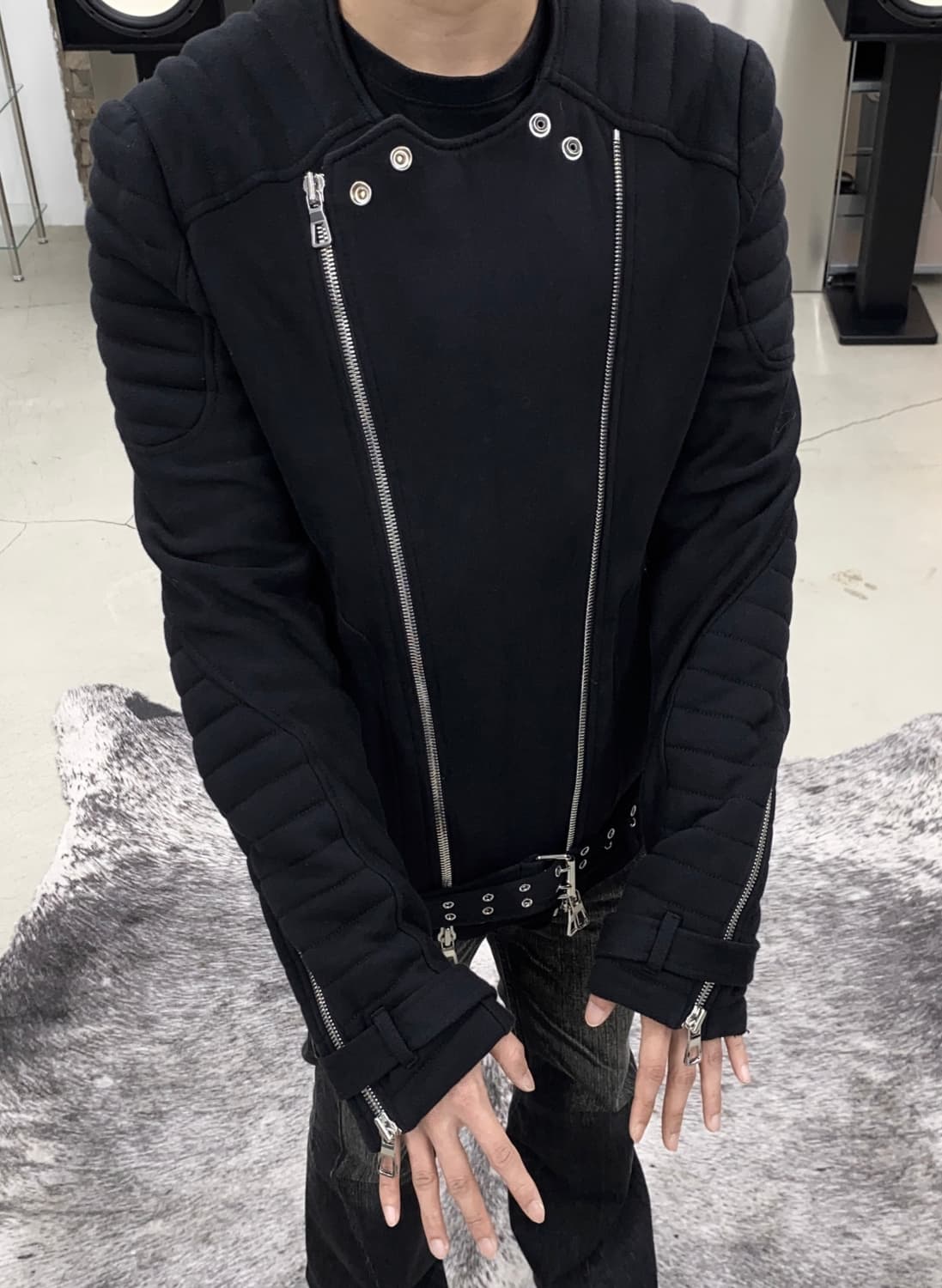 발망 x H&M 호스핀 멀티 지퍼 자켓 상품이미지4