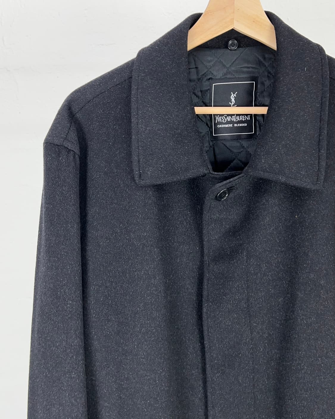 이브 생로랑 뿌르 옴므 블랙 캐시미어 울 블랜드 스닉 버튼 맥 코트 상품이미지2