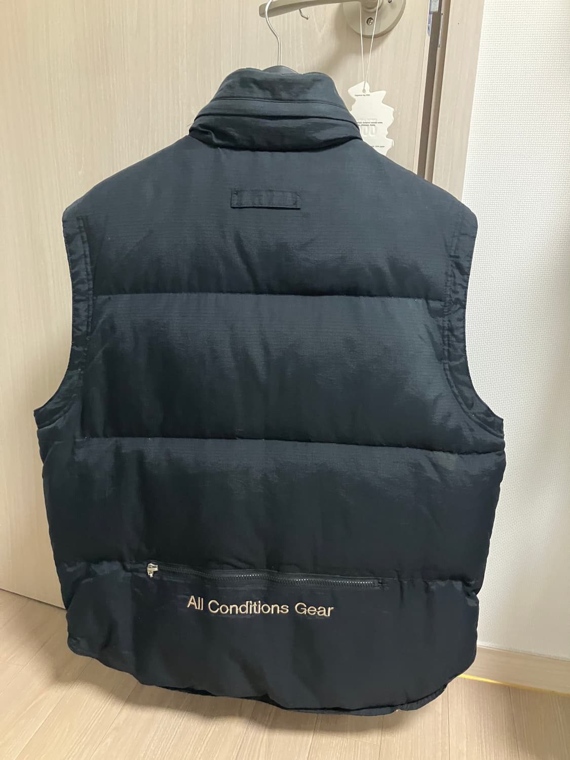 (105) 나이키 ACG 조끼패딩 패딩베스트 블랙 상품이미지2