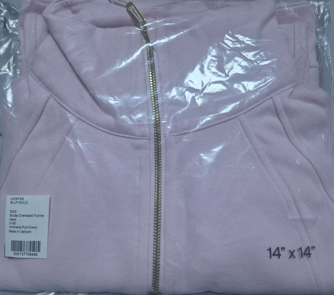 (새상품) 룰루레몬 스쿠바 오버사이즈 퍼널넥 딸기우유 상품이미지3