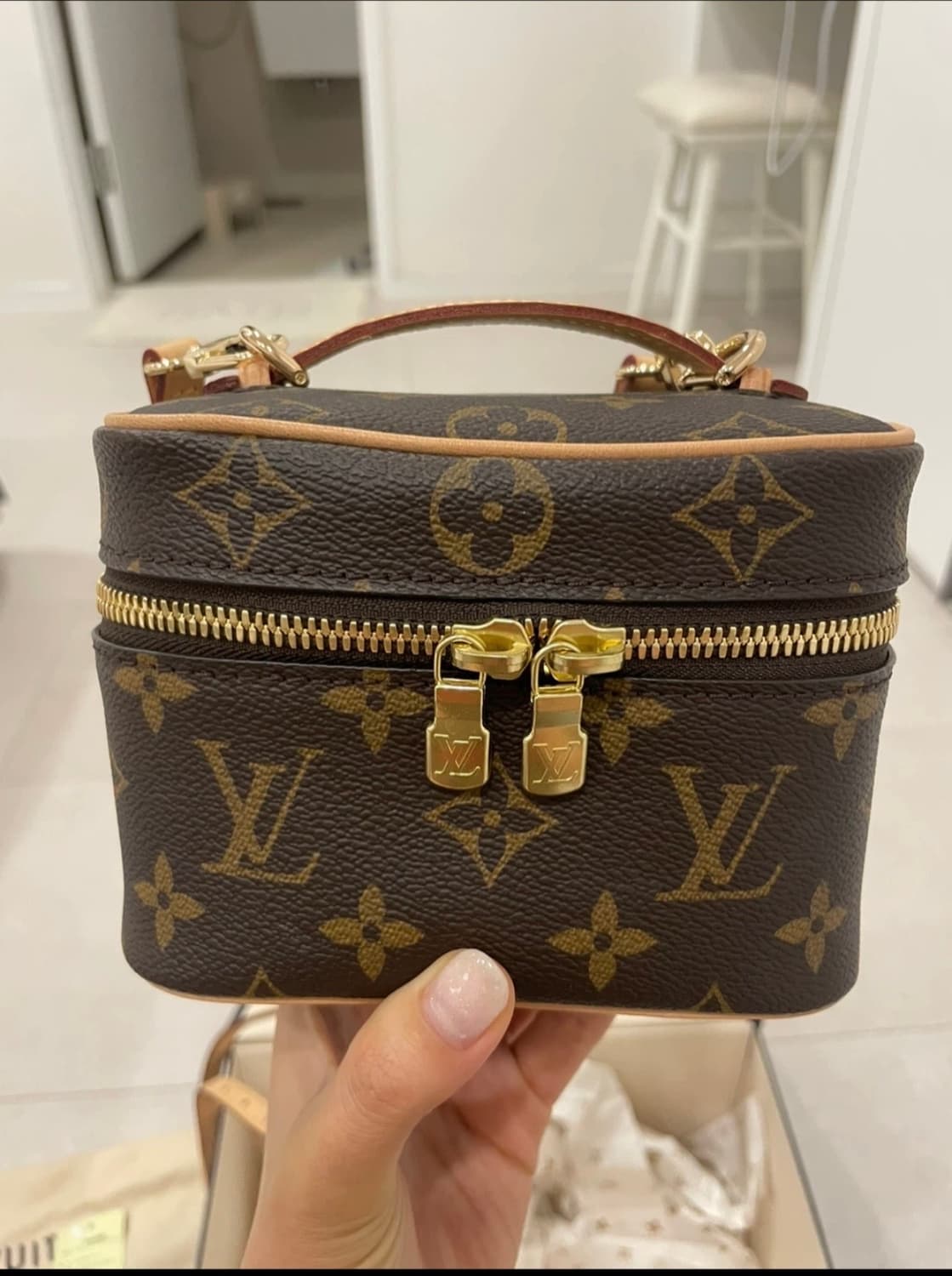 (새상품)루이비통 니스나노 팝니다  상품이미지1